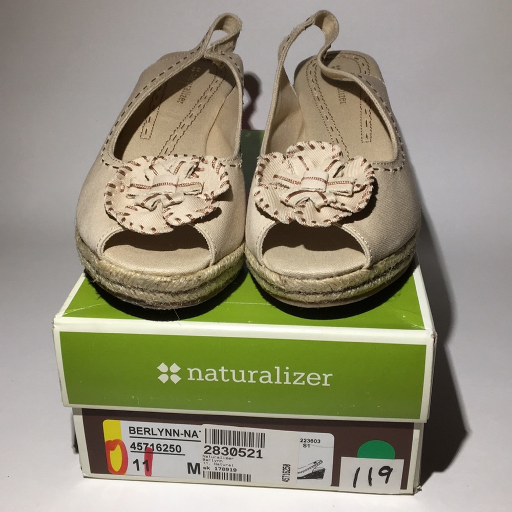 Ladies’ Naturalizer Berlynn Espadrille Sandals 11